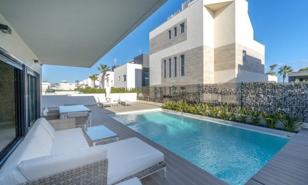 Herverkoop - Vrijstaande Villa -
Orihuela Costa - Agua Marina