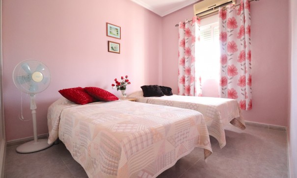 Herverkoop - Finca Landelijk pand -
Catral - Catral - Country