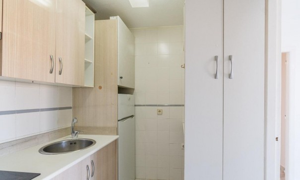 Herverkoop - Stadswoning -
Torrevieja - Carrefour