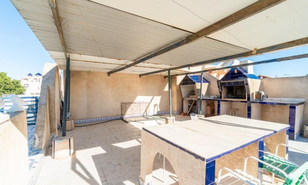 Herverkoop - Stadswoning -
Torrevieja - Carrefour