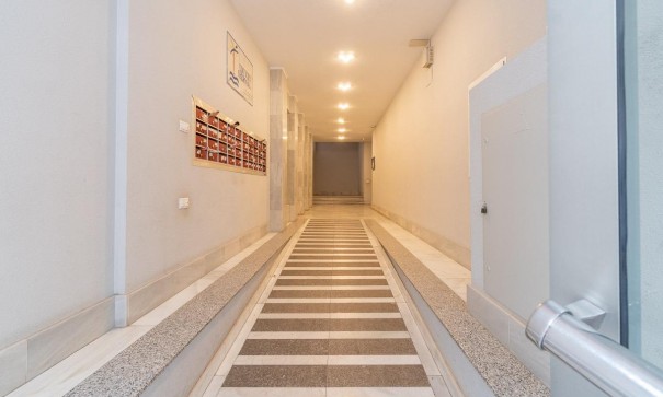 Herverkoop - Apartement Flat -
Torrevieja - Playa del cura