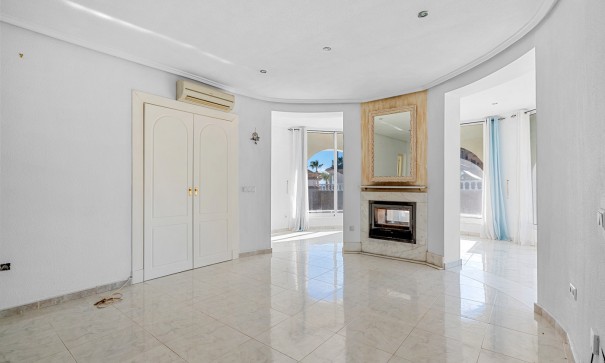 Revente - Villa Individuelle -
Rojales