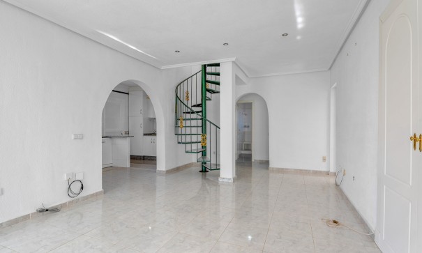 Revente - Villa Individuelle -
Rojales