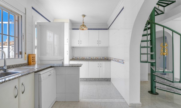 Revente - Villa Individuelle -
Rojales