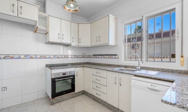 Revente - Villa Individuelle -
Rojales