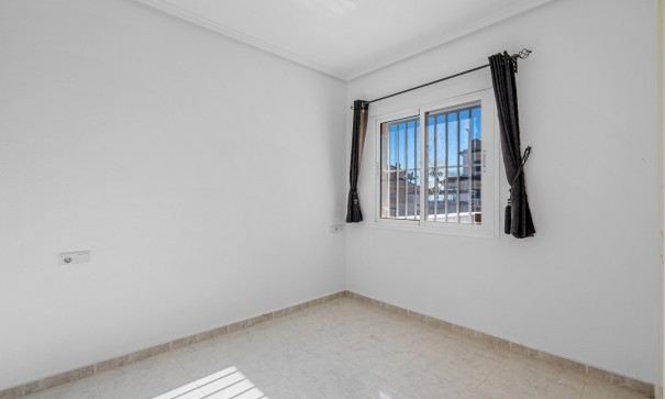 Revente - Villa Individuelle -
Rojales