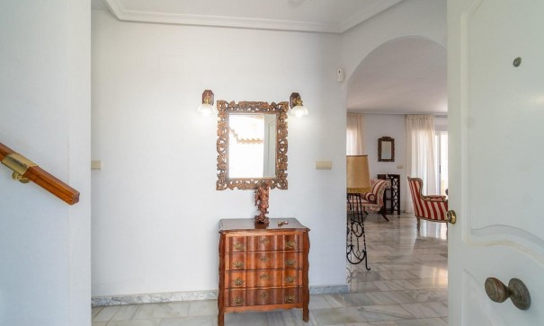 Herverkoop - Vrijstaande Villa -
Torrevieja - La Mata