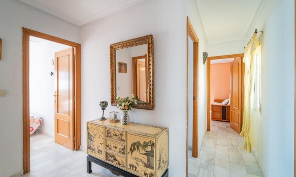 Herverkoop - Vrijstaande Villa -
Torrevieja - La Mata