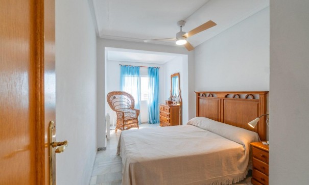 Herverkoop - Vrijstaande Villa -
Torrevieja - La Mata