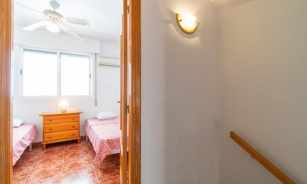 Herverkoop - Stadswoning -
Orihuela Costa - Playa Flamenca