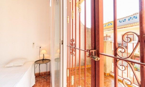 Herverkoop - Stadswoning -
Orihuela Costa - Playa Flamenca