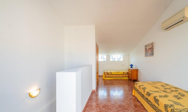 Herverkoop - Stadswoning -
Orihuela Costa - Playa Flamenca