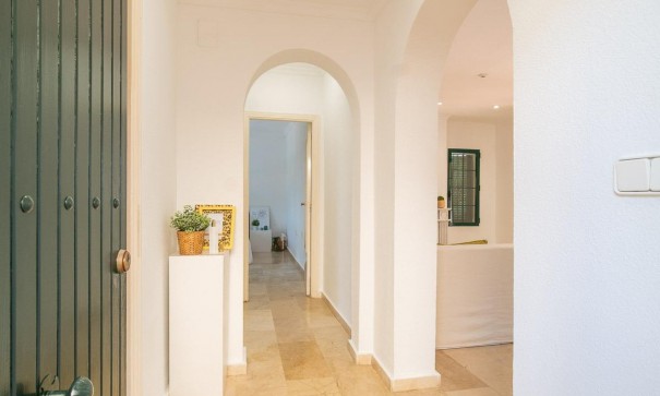 Herverkoop - Vrijstaande Villa -
Orihuela Costa - Villamartín-Las Filipinas