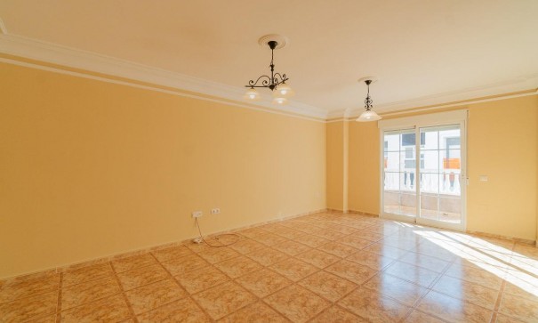 Herverkoop - Apartement Flat -
Torrevieja - Centro
