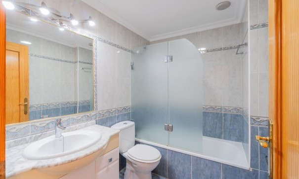 Herverkoop - Apartement Flat -
Torrevieja - Centro