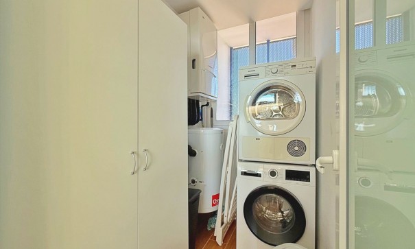 Herverkoop - Apartement Flat -
Torrevieja - Punta Prima