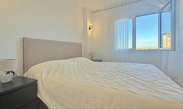 Venta - Apartamento piso -
Torrevieja - Punta Prima