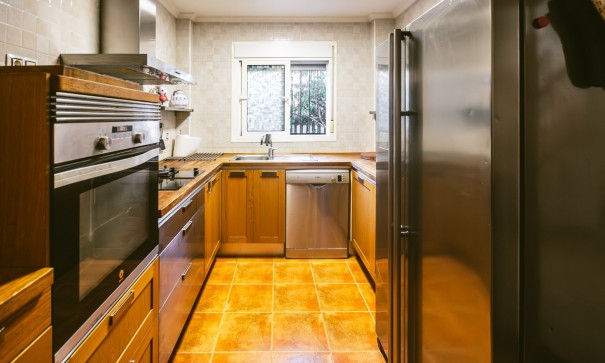 Herverkoop - Vrijstaande Villa -
Orihuela - Benferri