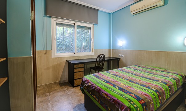 Herverkoop - Vrijstaande Villa -
Orihuela - Benferri