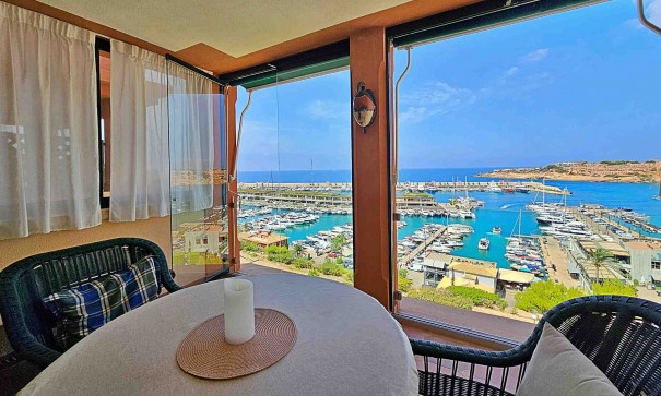 Revente - Appartement -
El Toro - Calvià