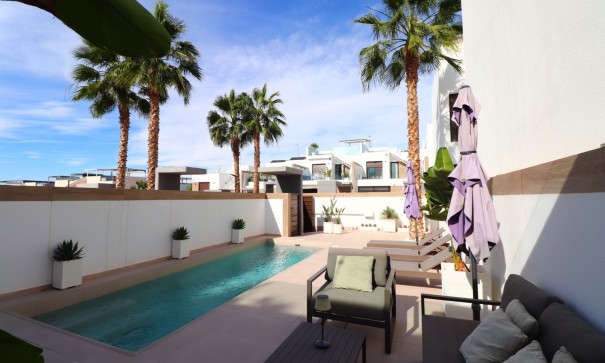 Herverkoop - Stadswoning -
Benijofar - Benijofar - Village