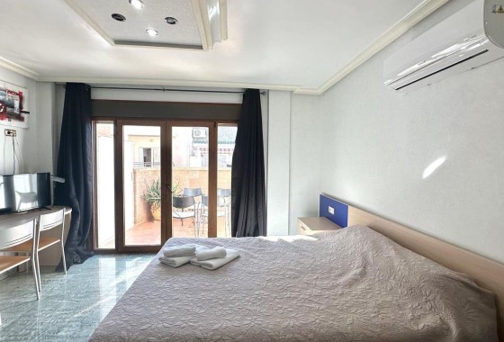 Resale - Wohnung Appartement -
Torrevieja - torrevieja