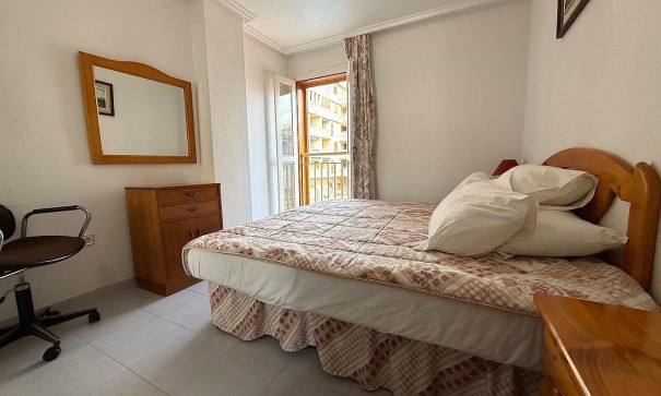 Herverkoop - Apartement Flat -
Torrevieja - Acequion