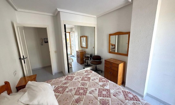 Herverkoop - Apartement Flat -
Torrevieja - Acequion