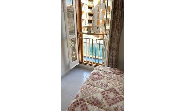 Herverkoop - Apartement Flat -
Torrevieja - Acequion