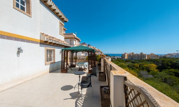 Herverkoop - Vrijstaande Villa -
Torrevieja - La Mata