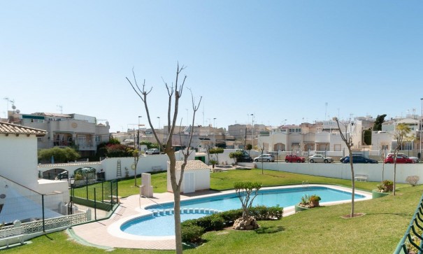 Herverkoop - Apartement Flat -
Torrevieja - Los balcones