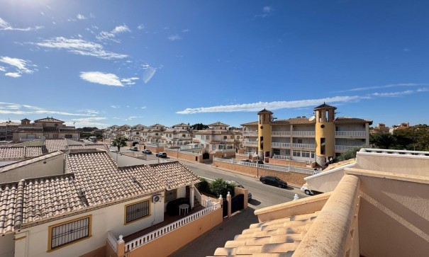 Sale - Town house -
Orihuela Costa - Lomas de Cabo Roig-Los Dolses