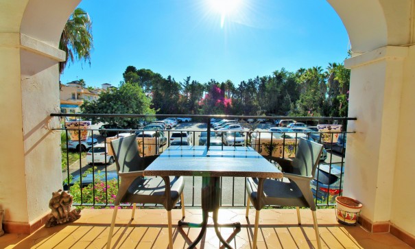 Sale - Apartment Flat -
Villamartín