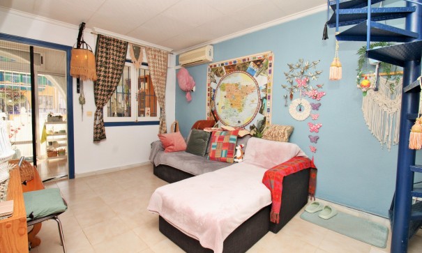 Videresalg - Lejlighed lejlighed -
Torrevieja - El chaparral