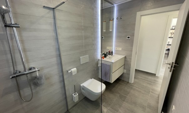 Sprzedaż - Willa wolnostojąca -
Benijofar - Centro