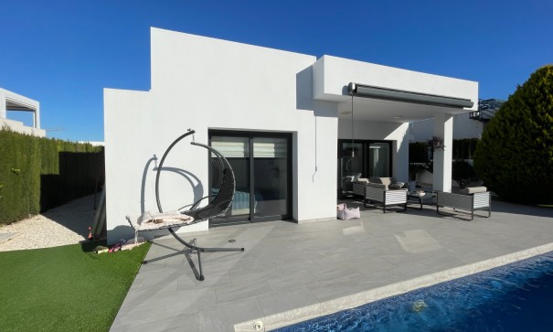 Sprzedaż - Willa wolnostojąca -
Benijofar - Centro