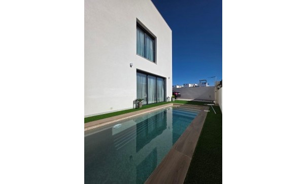 Sale - Detached Villa -
Benijofar