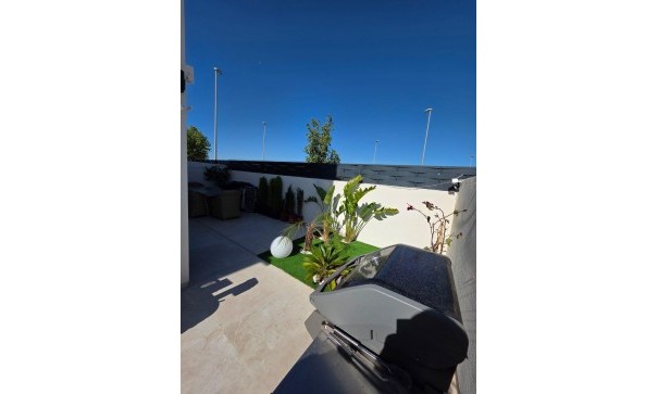 Sale - Detached Villa -
Benijofar