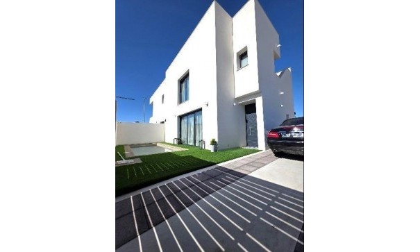 Sale - Detached Villa -
Benijofar