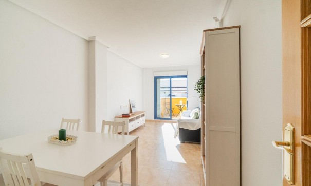 Videresalg - Lejlighed lejlighed -
Torrevieja - Centro