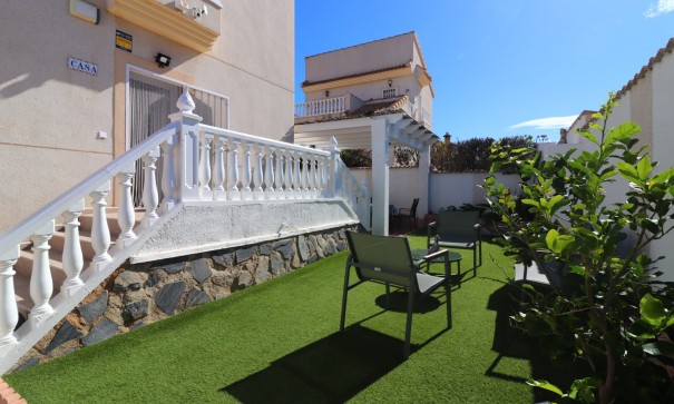 Sale - Detached Villa -
Benimar - Benimar II