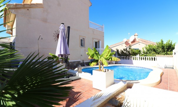 Sale - Detached Villa -
Benimar - Benimar II