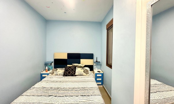 Revente - Appartement -
Torrevieja - torrevieja