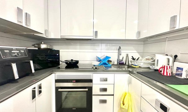 Revente - Appartement -
Torrevieja - torrevieja