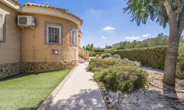 Venta - Chalet Independiente -
Valle del Sol