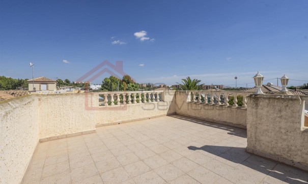 Venta - Chalet Independiente -
Valle del Sol