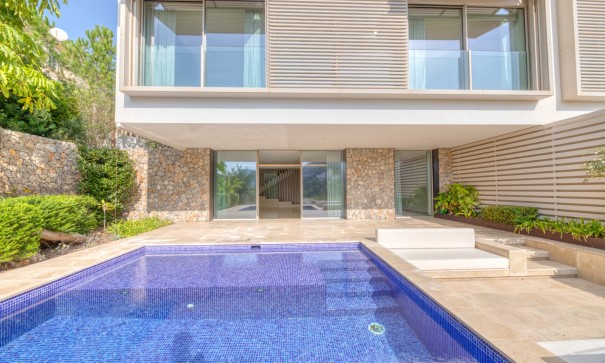 Sale - Detached Villa -
Port d'Andratx - Andratx