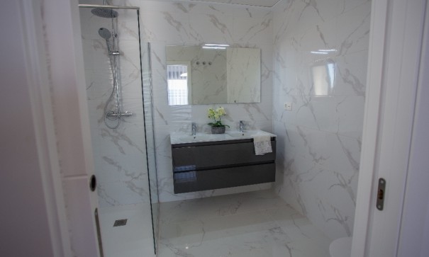 Nouvelle construction - Vrijstaande Villa -
Los Montesinos - La Herada