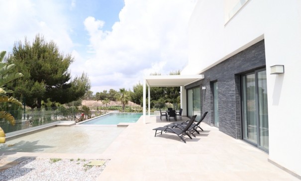 Revente - Villa Individuelle -
Las Colinas - Las Colinas Golf