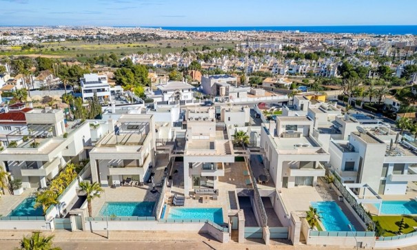 Resale - Freistehende Villa -
Orihuela Costa - Villamartín